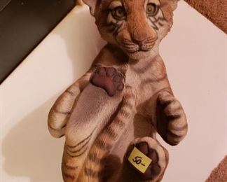 Tiger Statue