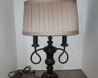 Lovely European Style Table Lamp with Fine Linen Shade
