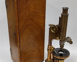 A.S. ALOE & CO DIAGNOSTICIAN BRONZE MICROSCOPE. 12" TALL. There is a chip in the black glass slide tray