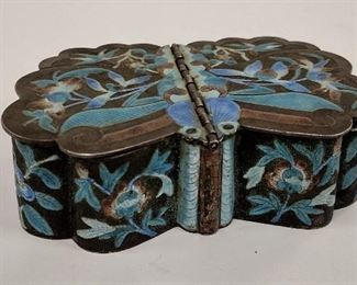 ANTIQUE CHINESE ENAMELED TRINKET BOX IN THE FORM OF A MOTH. HALLMARKS IN EACH LID