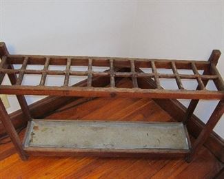 Antique Victorian Umbrella Stand - Solid Mahogany
$100
Stylish antique late Victorian mahogany stick stand or umbrella stand dating from circa 1880.          

Victorian mahogany umbrella / walking cane stand of unusually generous proportions, having 20 compartments with original removable drip tray at the base. This antique hall stand is ready to place in your home. c1880 

H30" W45”4" D9.5" 
