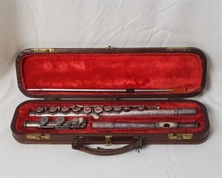 Old KING flute with red lined case