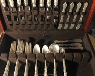 FOXHILL WATSON STERLING  70PCS. $1495
includes: 8 KNIVES, 9" 12 FORKS, 7 1/8" 8 SALAD FORKS, 6 1/4" 12 TEASPOONS, 5 7/8" 8 CREAM SOUP SPOONS, 6 1/2" 8 BUTTER SPREADERS, 5 1/2" 8 COLD MEAT FORKS, PLUS 7 SERVING PCS.
