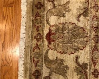 HAND TUFTED WOOL RUG  10 FT X 8 FT $475
