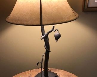  RUSTIC CAST IRON WOODSY AESTHETIC TABLE LAMP $75
