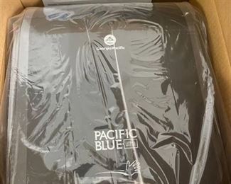 NIB Pacific Blue automated towel dispenser model 59590 black