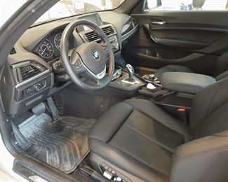 Like new interior 