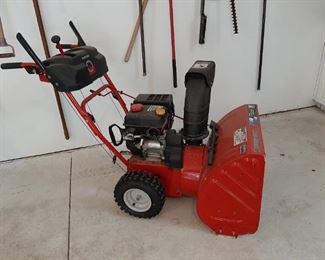 24" snow thrower