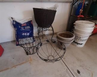 Flower pots plant stand topsoil 