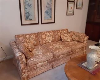SUPER CLEAN Sherrill of Hickory North Carolina sofa