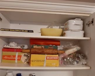 Vintage kitchen items