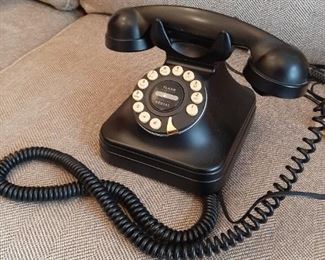 Reproduction touchtone phone