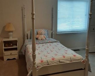 Vintage white and gold poster twin bed