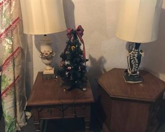 End tables vintage lamps