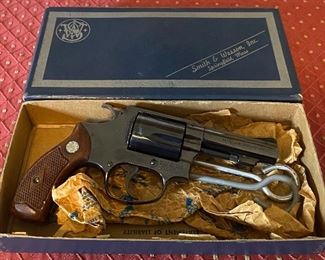 Smith & Wesson Model 36 Chief's Special with Original Box and Contents (Permit or CCW Required for Purchase)