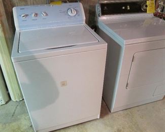 Nice, clean washing machine and gas dryer