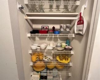 here are more plates, mugs and serving pieces in a variety of colors. All pristine.