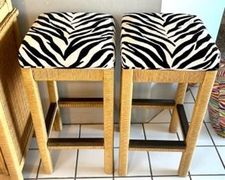 2 Henry Link Bar Stools