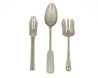 1035
Three William Spratling Sterling Silver Serving Pieces
William Spratling (1900-1967)
Circa 1931-1946 and 1951-1967, First and Third Design Period; Taxco, Mexico
Each stamped for William Spratling and sterling; Spoon further stamped: [Eagle 63]
Comprising two forks, one of which is in the "Amarres" pattern, and one spoon, 3 pieces

Spoon: 12.25" L; salad fork: 9.125" L; serving fork: 9.375" L
12.535 oz. troy approximately
Estimate: $500 - $700