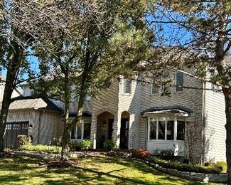 Beautiful Home in Knolls of Huntington 