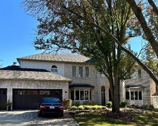 Beautiful Home in Knolls of Huntington 