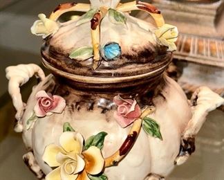 Chocolate Jar with Top 