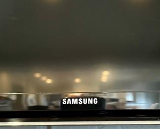 65" Samsung Smart TV Model UN65H6300.  LED, 4 HDMI Inputs, WiFi, 3D