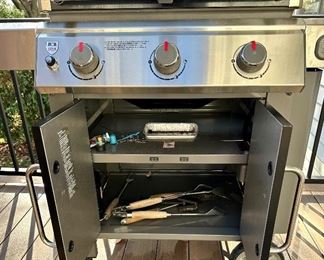 Weber Genesis II CSE - 315 (Special Edition) Natural Gas Grill with Cover.