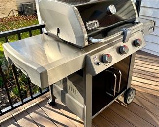 Weber Genesis II CSE - 315 (Special Edition) Natural Gas Grill with Cover.