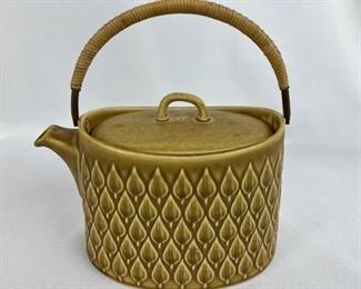Bing & Groendahl Vintage Danish Stoneware RELIEF Teapot - Nissen Kronjyden
