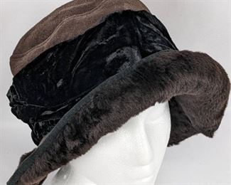 Vintage SUSAN BRADFORD Brown Sheepskin Hat wtih Black Velvet Trim
