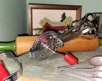 Vintage, kitchen accessories, vintage rolling pin, vintage hand mixer