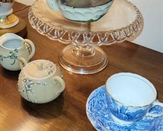 Cake plate, pottery tea set, metal/ enamel duck