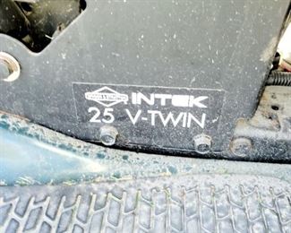 Craftsman, Lawnmower, riding mower, Automatic 46" cut,