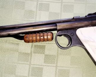 Benjamin , High compression, pump BB gun