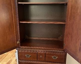 Inside wardrobe/armoire