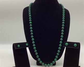 32” Green Malachite Pearl Necklace w/Post Earrings