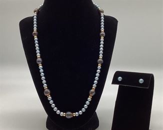 Black & Blue Pearl Necklace w/14k Gold Clasp & 14k Stud Post Earrings
