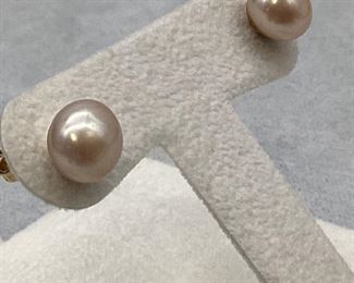 Freshwater Pearl Earrings w/14k Gold Posts