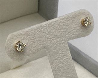 14k Gold Diamond Stud Earrings