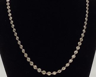 18k White Gold & Diamond Necklace