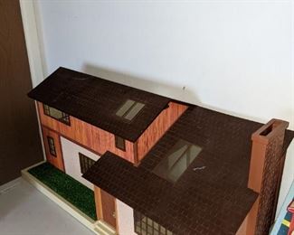 1980’s Vintage Tomy Smaller Homes and Garden Dollhouse Lundby Style