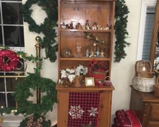 Garland, Christmas Ornaments & Storage