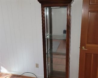 Medium display cabinet
