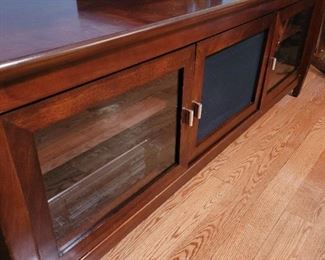 Entertainment Center LR