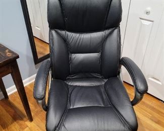 Leather Rolling Desk Chair BR