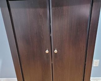 Wood Dresser BR