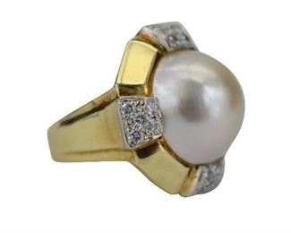 94- VINTAGE 14K GOLD MABE PEARL & DIAMONDS RING