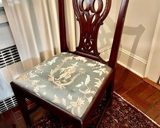 40. Chippendale Straight Leg Pierced Splat and Shaped Chest Rail Chair c. 1800 (20" x 19" x 39") 
