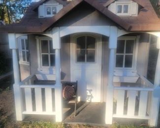 THINKING OUT SIDE COMPANY OUTDOOR COTTAGE PLAYHOUSE